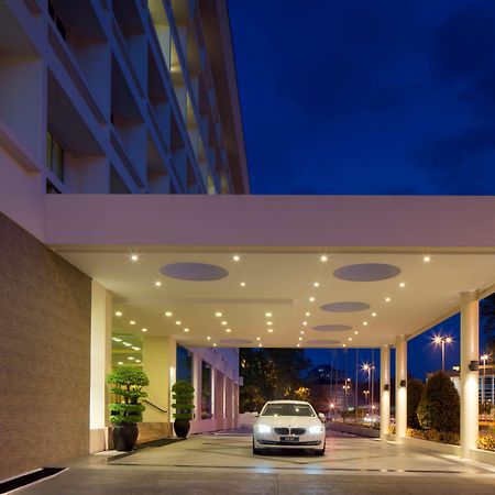 Radisson Hotel Brunei Darussalam Bandar Seri Begawan Extérieur photo