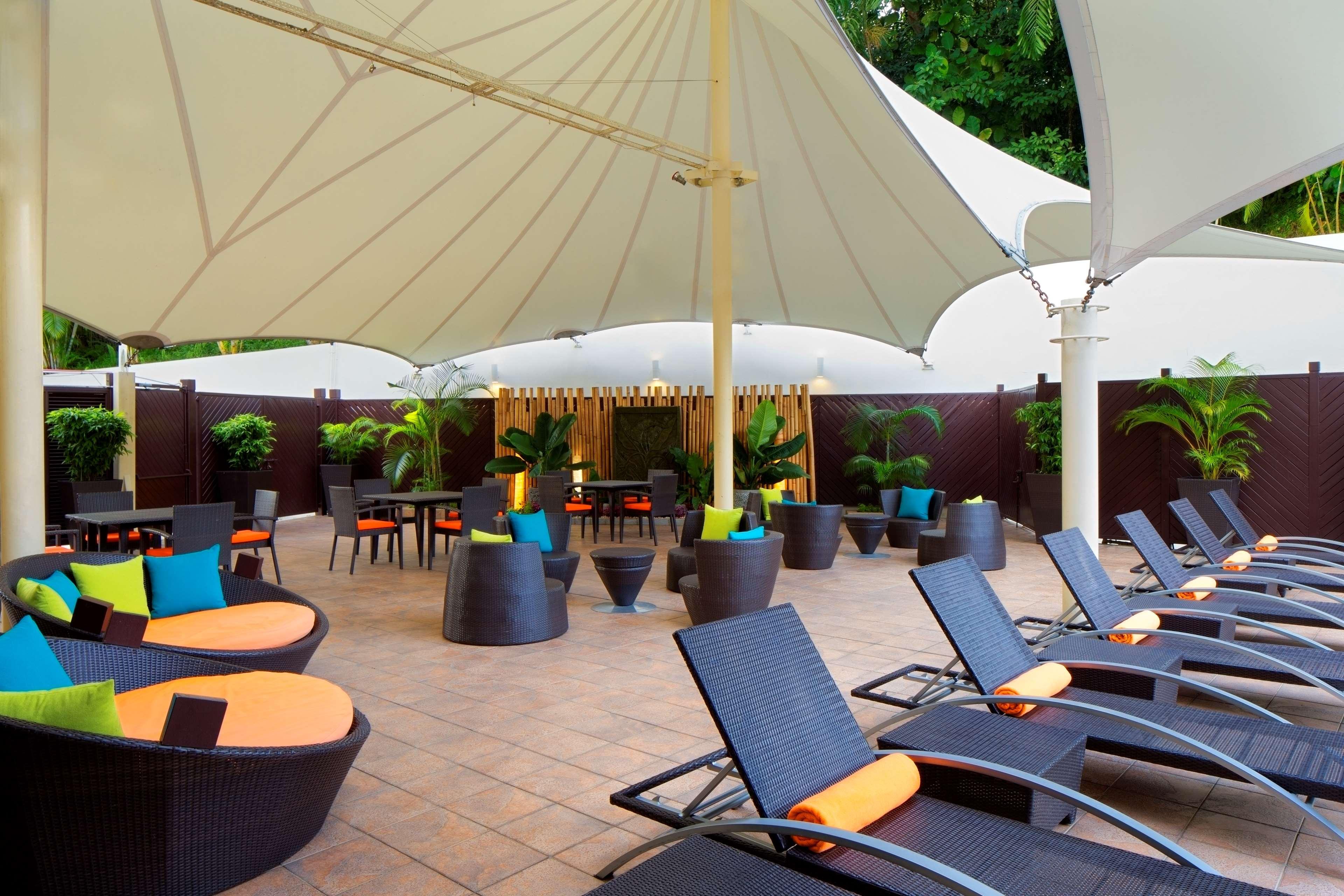 Radisson Hotel Brunei Darussalam Bandar Seri Begawan Extérieur photo