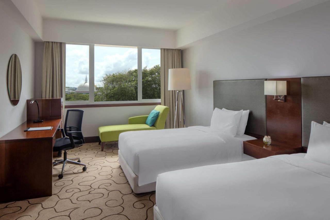 Radisson Hotel Brunei Darussalam Bandar Seri Begawan Extérieur photo