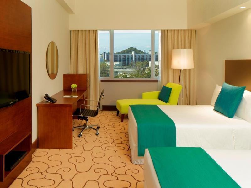 Radisson Hotel Brunei Darussalam Bandar Seri Begawan Extérieur photo